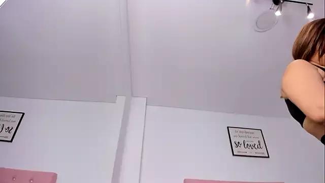 michell_taylor__ on StripChat 
