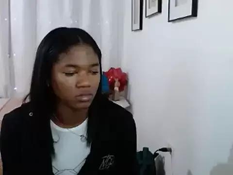 MISSANDRE4 on StripChat 