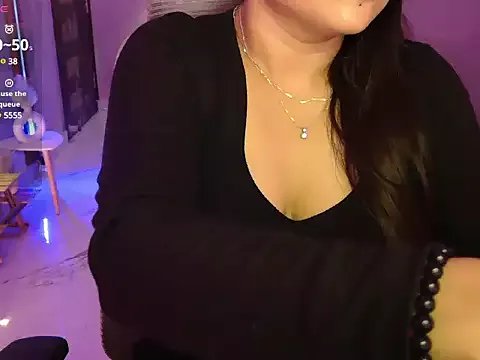 Freechat Mitikaa on StripChat