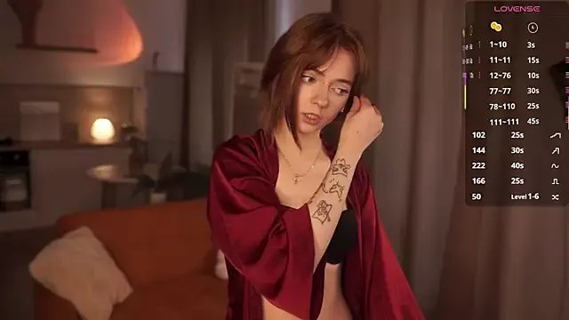 Freechat miuri_miy on StripChat