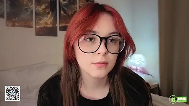 MonaHarcum on StripChat 