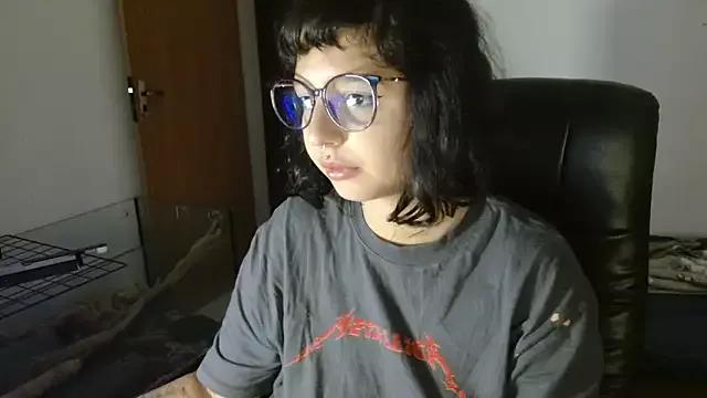 myamillor on StripChat