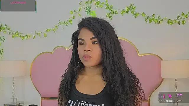 Freechat NahiaraReina on StripChat