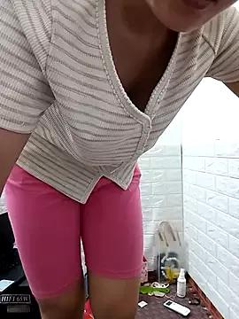 Nangdos on StripChat 