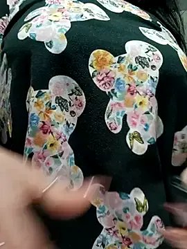 Freechat Napoletana89- on StripChat