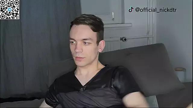 nickdtr on StripChat 