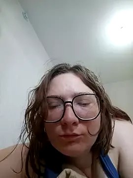 Freechat NinaBigCherry on StripChat