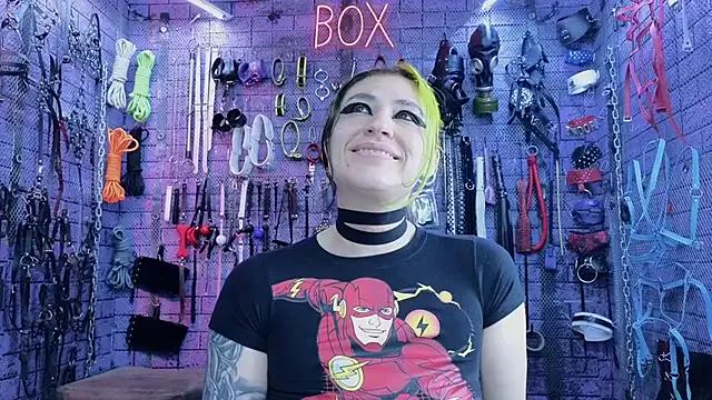 PANDORANEZZ on StripChat 