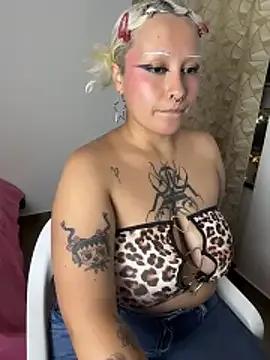 pinkbaddie777 on StripChat