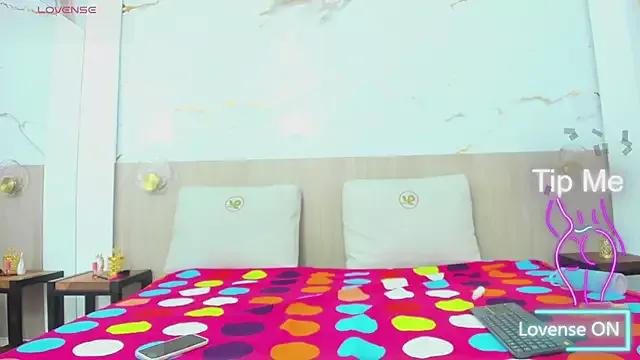 pocahontas_pow on StripChat 