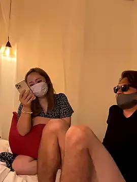 POMUPOMUPURIN2 on StripChat