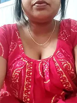 Priya_2222 on StripChat 