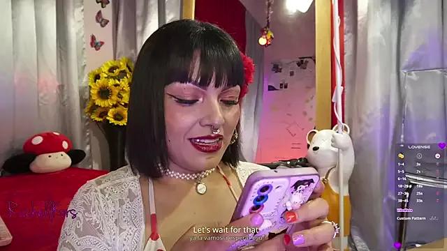Rachellkors on StripChat 