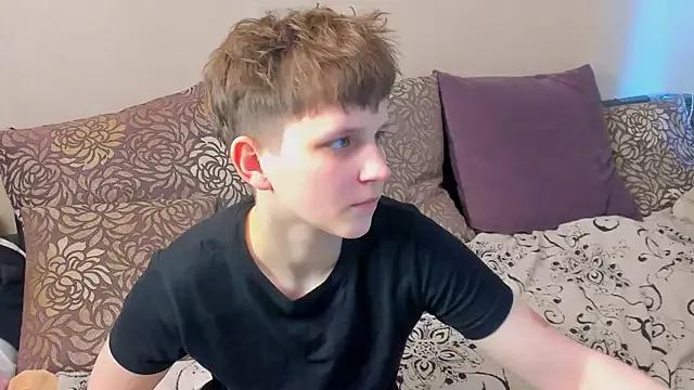 Raven_Radiant on StripChat 