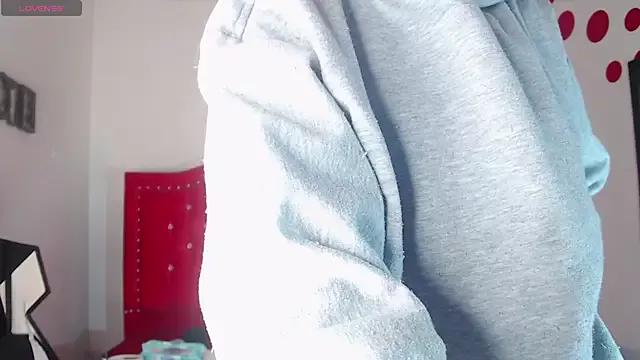renata_allen on StripChat 
