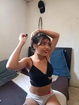 RoomExotic11 on StripChat 