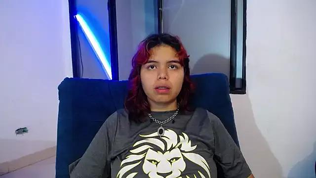 SabinaMerchetti on StripChat 