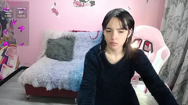 Freechat sailor_moon07 on StripChat