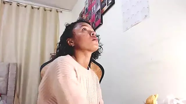 Freechat Samary_thomas on StripChat