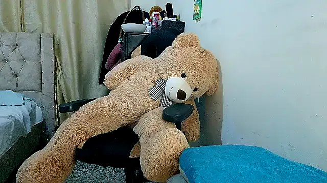 Freechat Samary_thomas on StripChat