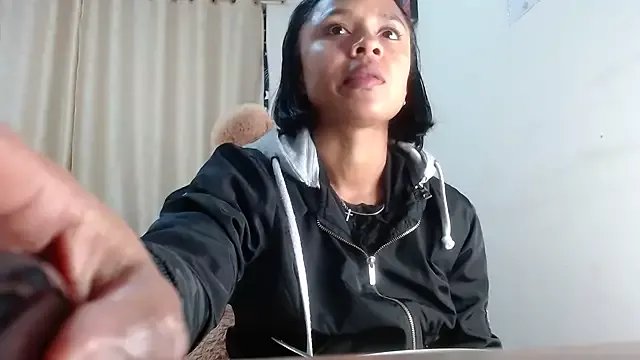 Freechat Samary_thomas on StripChat