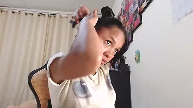 Freechat Samary_thomas on StripChat