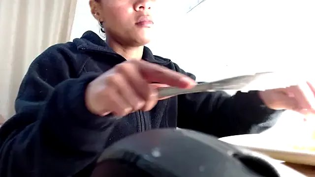 Freechat Samary_thomas on StripChat