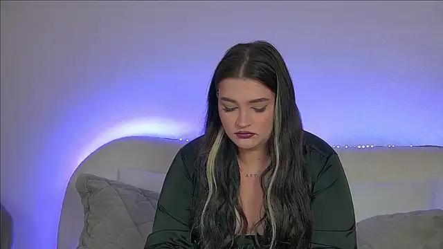 SaraOswald on StripChat 