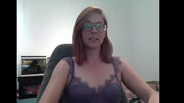 SavannaGirly on StripChat 