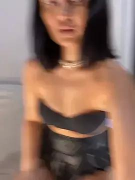 SelenaFoxy on StripChat 