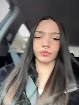 ShannonShanny on StripChat 