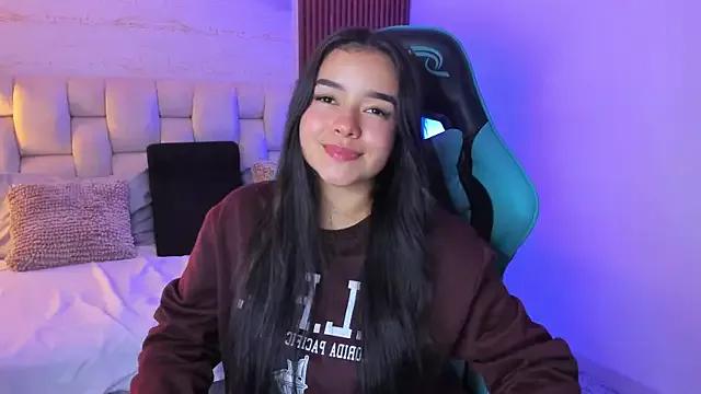 SophiaWylde on StripChat 