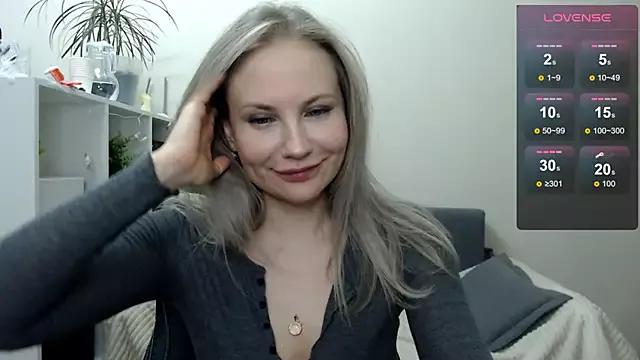 Sunny_bunny6 on StripChat