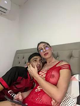 sweethoneytsx on StripChat 