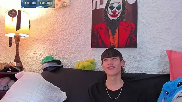 thiago_kinghot on StripChat 