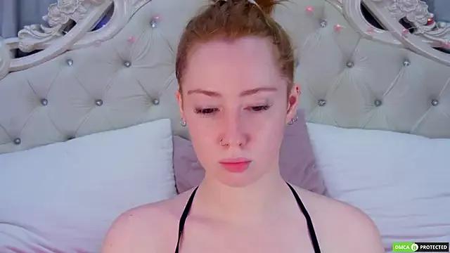 TinaBrook on StripChat 