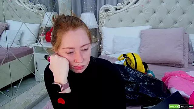 TinaBrook on StripChat 