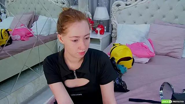 TinaBrook on StripChat 
