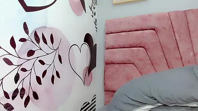 ValeriaAguilar on StripChat 