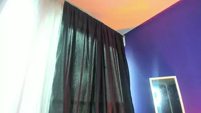 vanelope11 on StripChat 