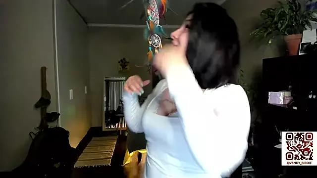 Vendy_Birdie on StripChat 