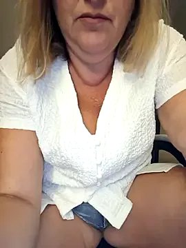 VenusAlpha on StripChat