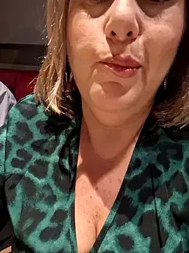 VenusAlpha on StripChat