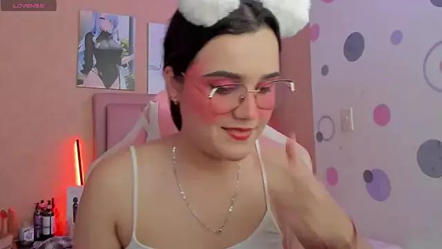 violet_evergarden2 on StripChat 