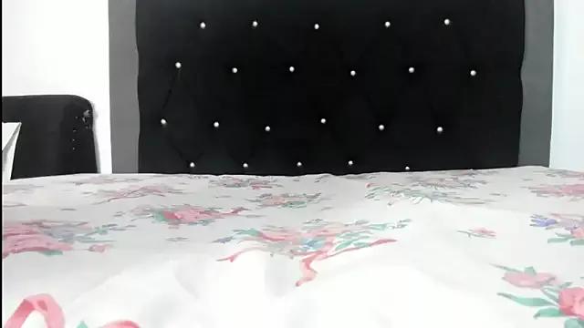 violetadumsper on StripChat 