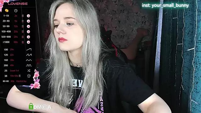 Your_small_bunny on StripChat