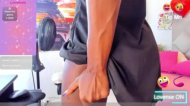 yuliana_millerr on StripChat 